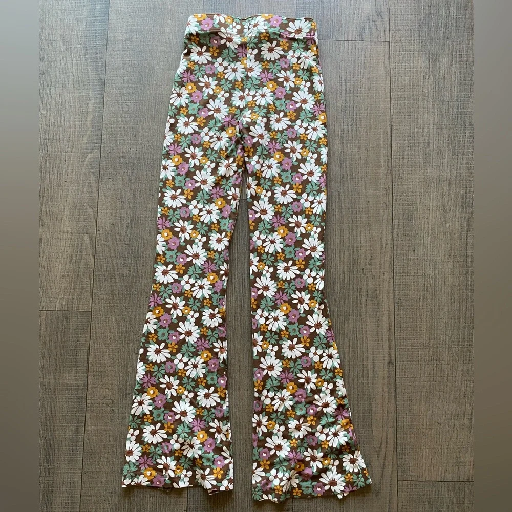 Hollister floral pants - Picture 6 of 7